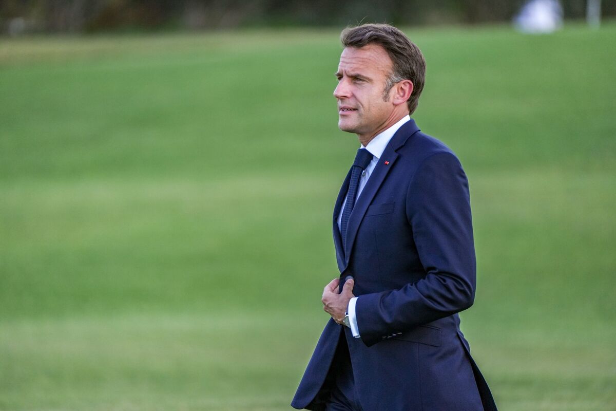 The Unfolding Drama The Macron Owens Lawsuit Heats Up - mpirjtg