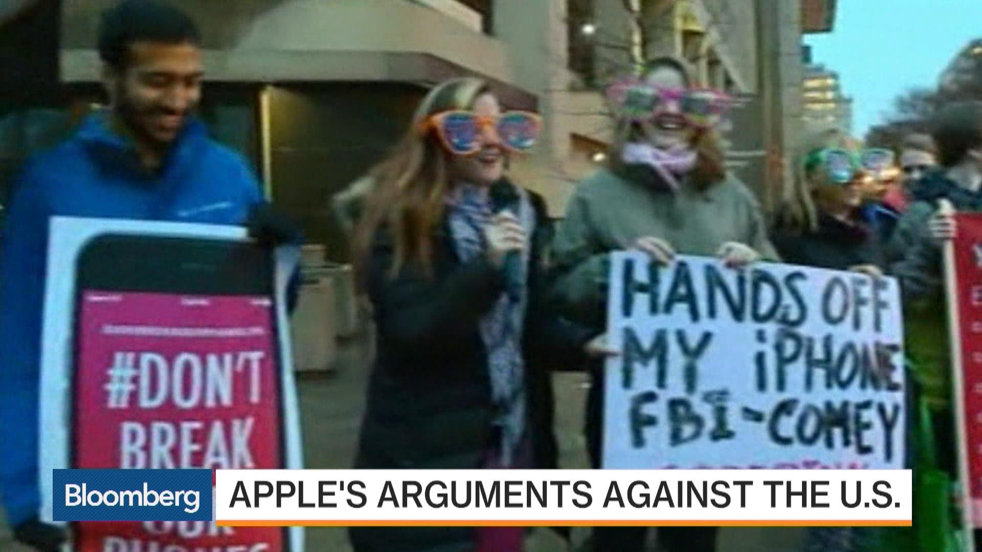 Watch Apple Ten Engineers Could Unlock Terrorist's iPhone Bloomberg