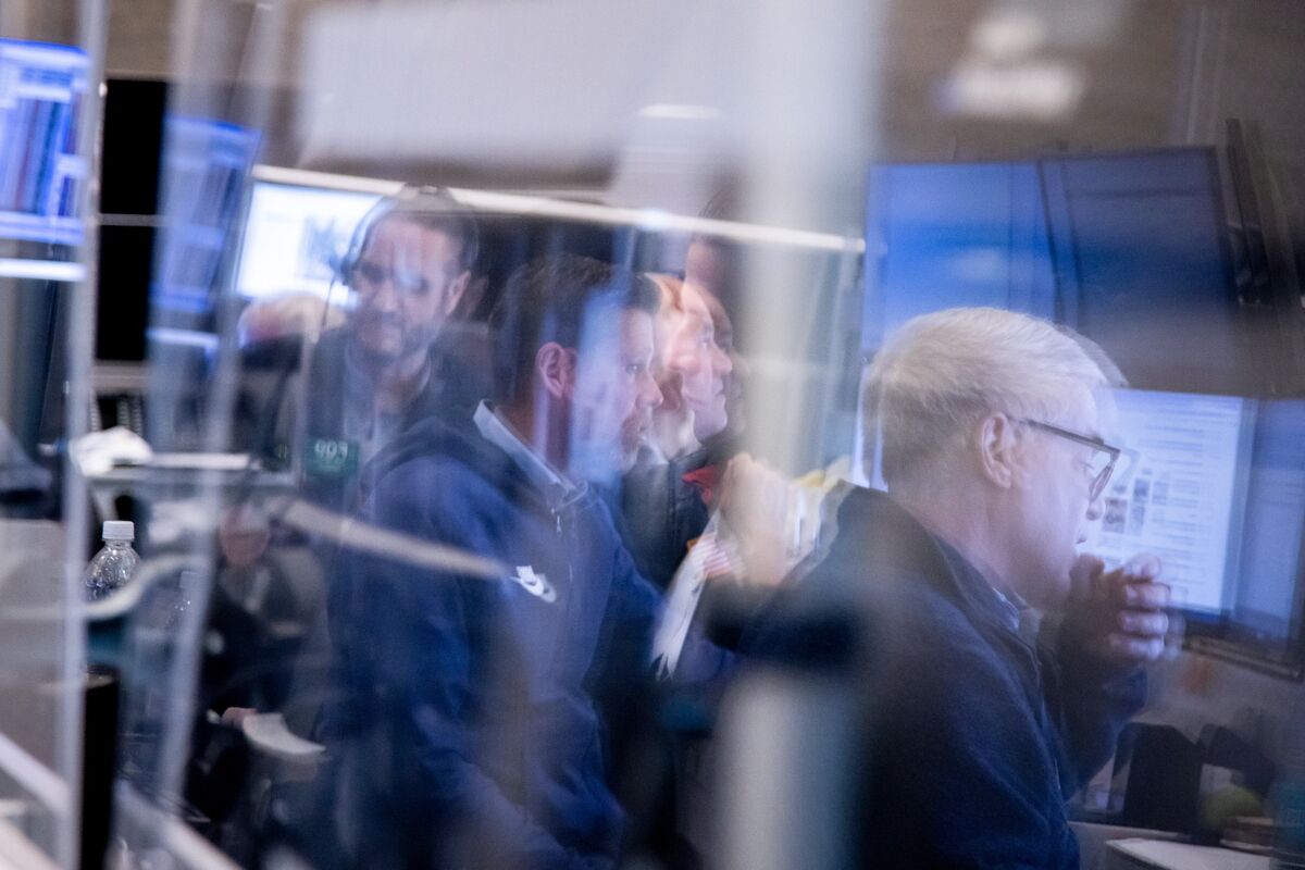 ⬛"Dal Trading di Dispersione a Strategie Mirate: L'Evoluzione dei Fondi Hedge nel 2023"