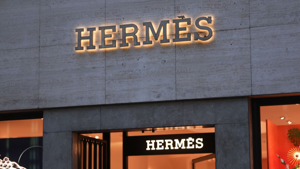 Hermes Sales Jump as Birkin Bag Maker Outperforms Peers Bloomberg