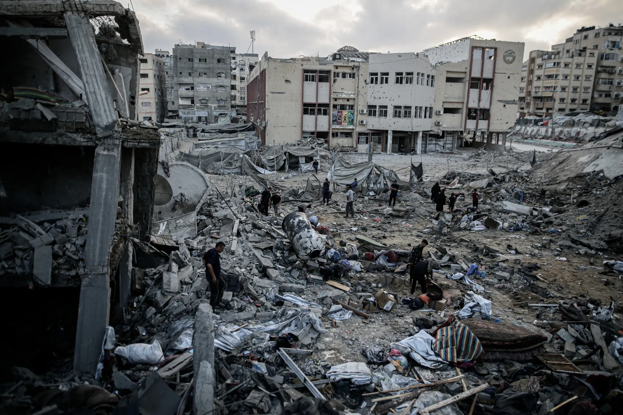 Israel defies Trump’s peace plan and escalates deadly attacks on Gaza; fresh strikes cast doubt on its revival
