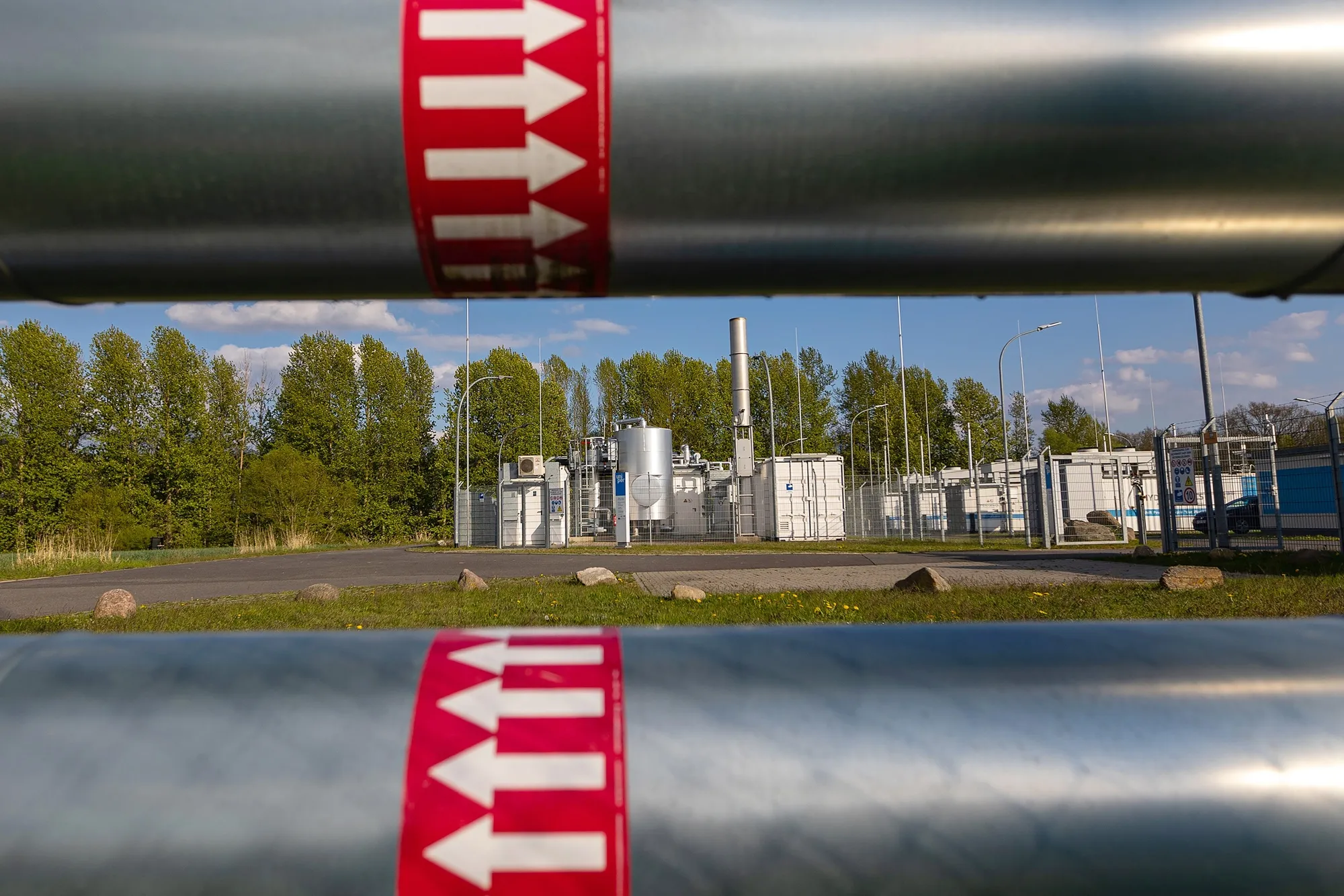 Normally, traders stockpile gas during warmer months when demand and prices are lower.&nbsp;