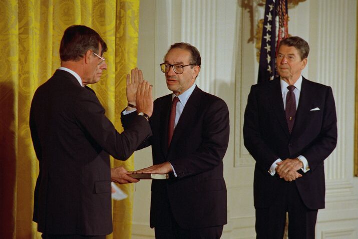 Bush Swearing in Alan Greenspan