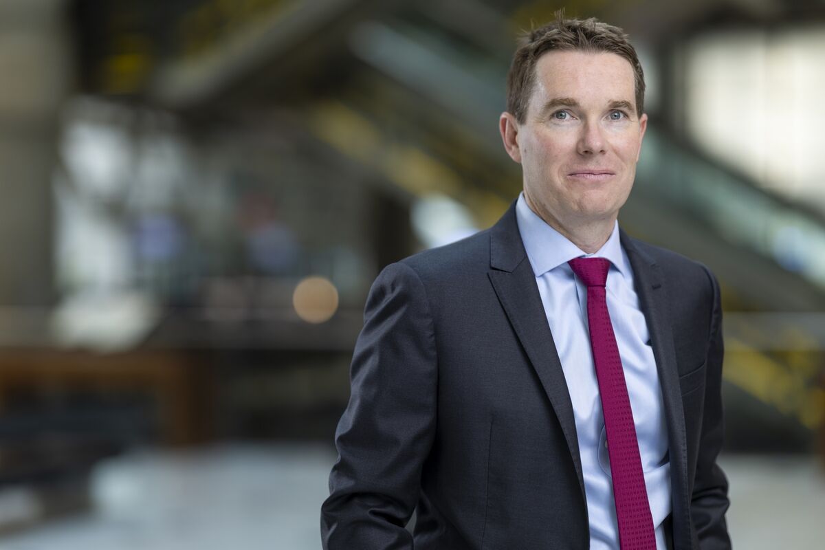 Patrick Tiernan named CEO of Lloyd's, replacing John Neal in June 2025