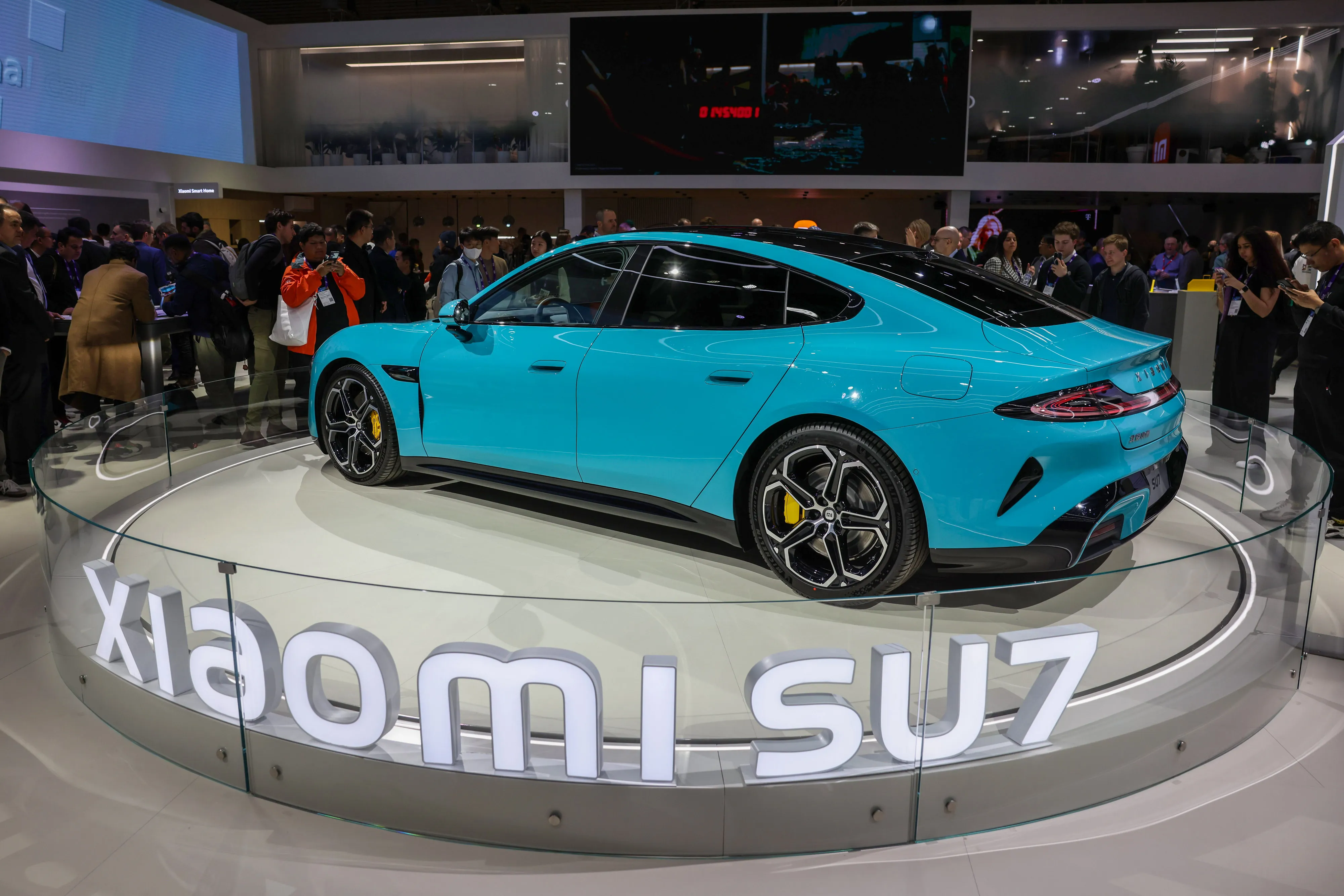 The SU7.