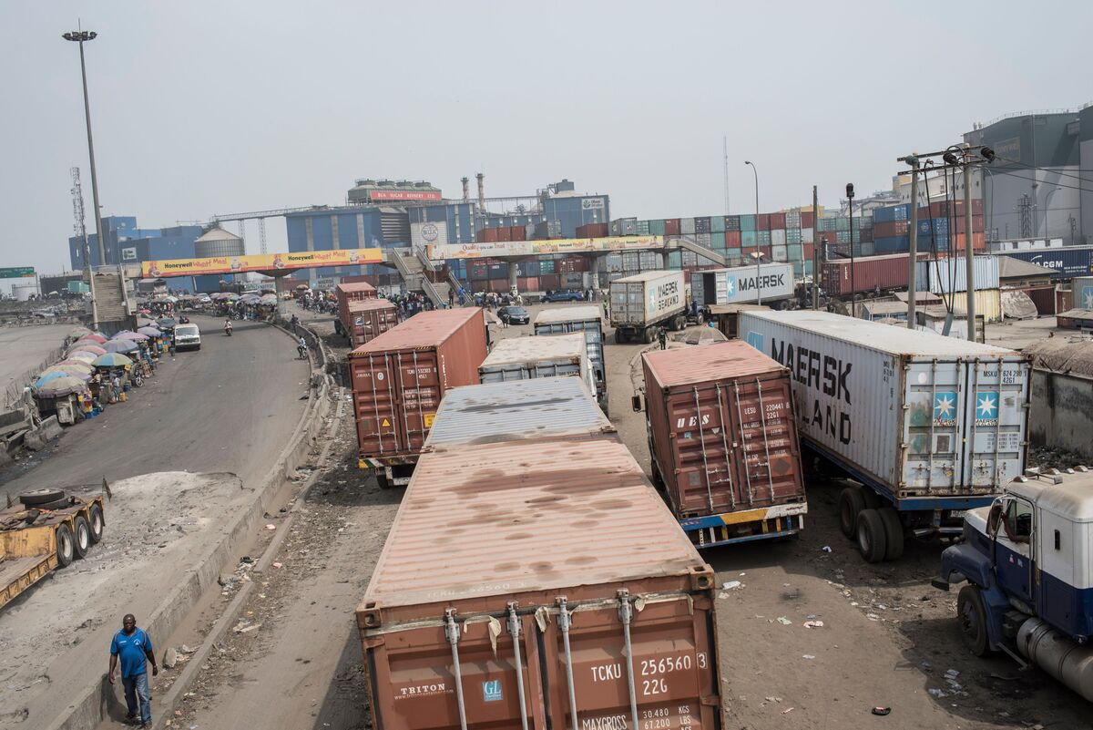 Nigeria Bets a Deep-Sea Port Will Ease Cargo Congestion