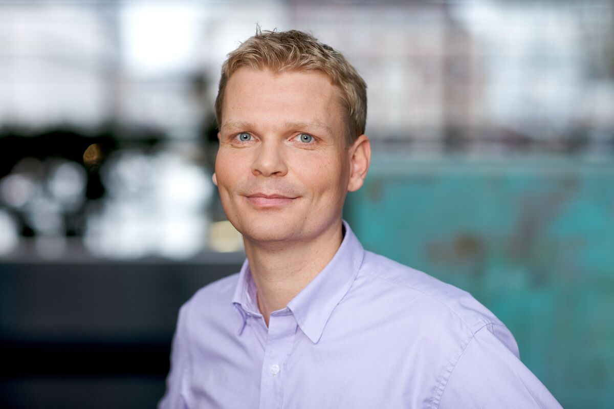 bloomberg.com - Greg Ritchie - Hedge Funds Use Leverage to Reap 28% Returns From Safest Bonds