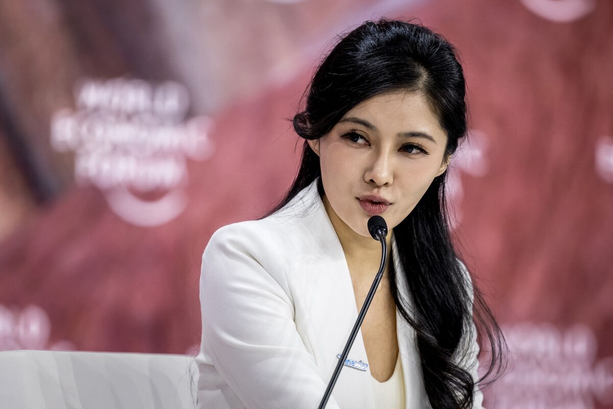 
                            Tea Chain Founder to Marry Solar Heiress in Union of China’s Ultra Rich