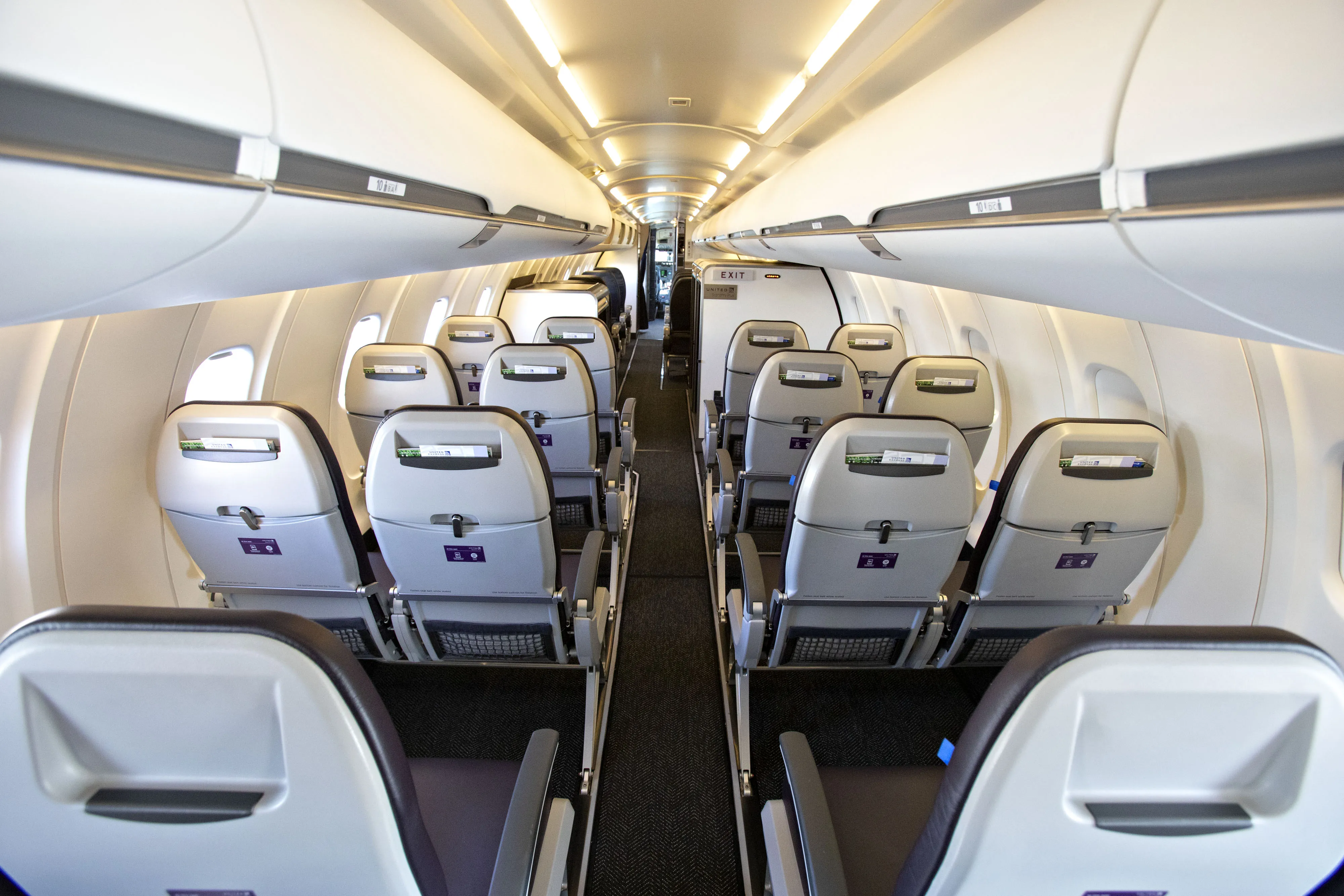 United Targets Big Spenders With First Class To Small Cities