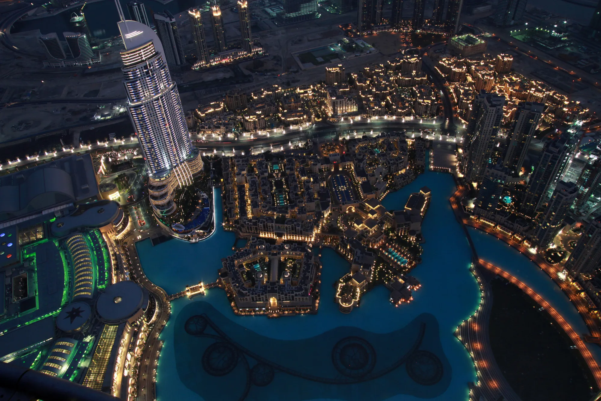 Dubai Skyline And Marine Property Development