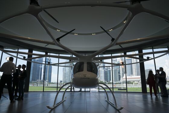 Air-Taxi Startup Raises $94 Million and Enlists Ex-Daimler CEO 