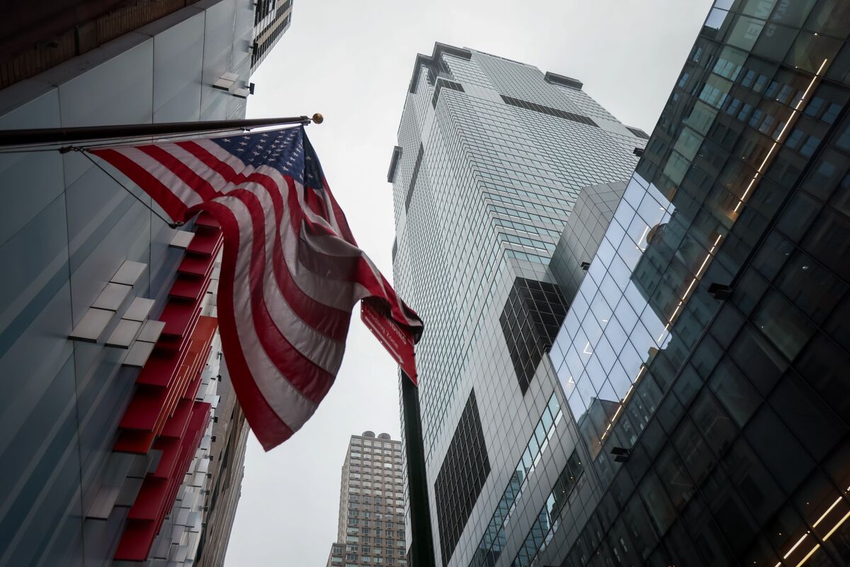 Wall Street Banks Trading Parts of $35 Billion AI Chip Deal