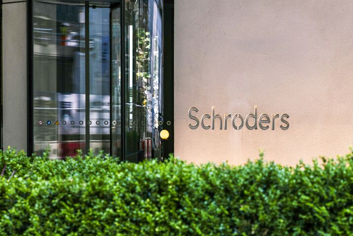 UK’s Schroder Family Facing Defining Moment for City Dynasty