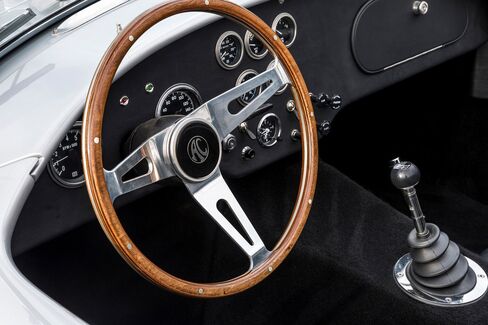 The slim steering wheel feels elegant even without the modern amenity of power steering.