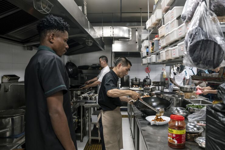 In Congo, Chinese Hustlers Seek Relief From Pressures Back Home