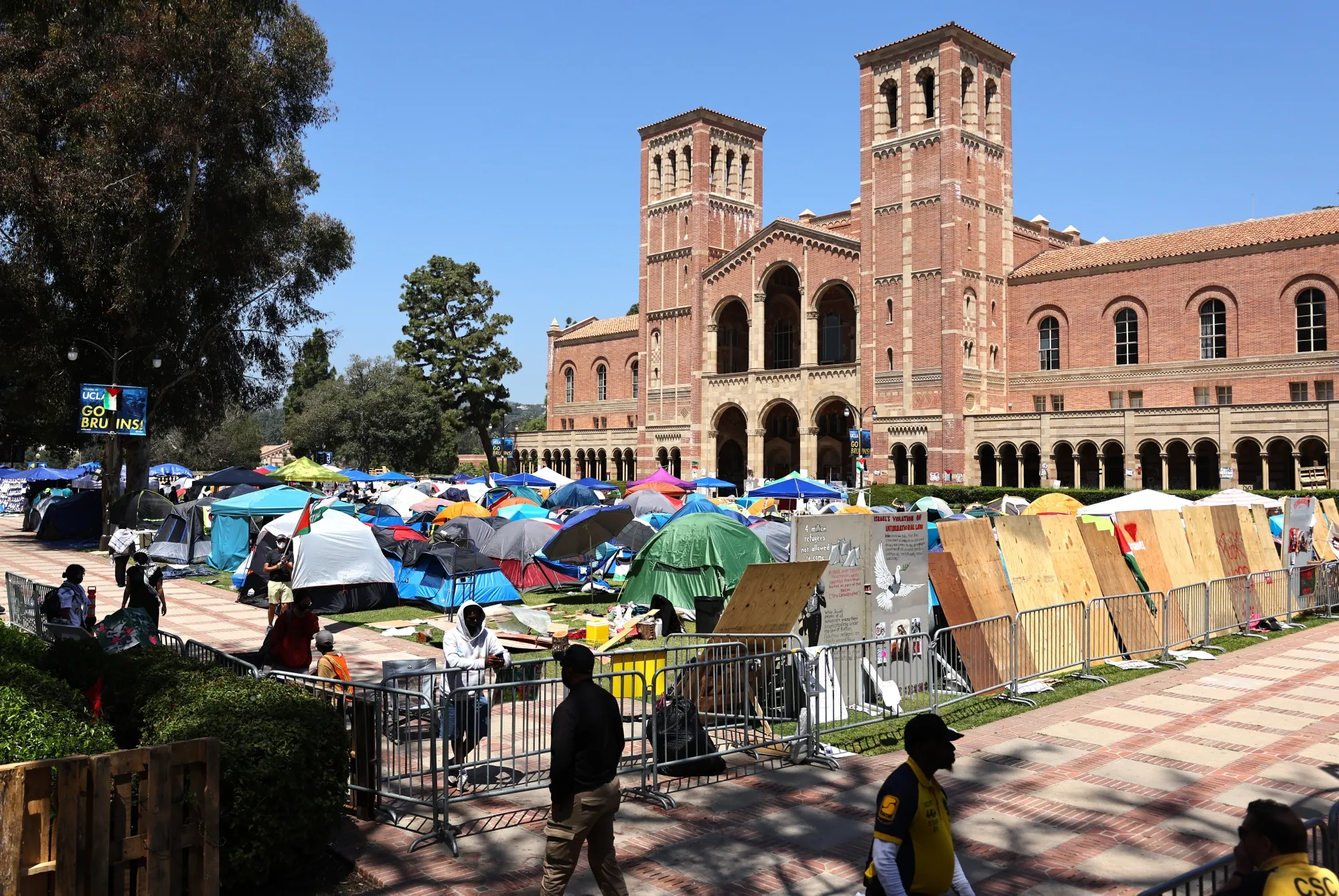 UCLA Chancellor Gene Block Faces Congressional Hearing on Handling of ...