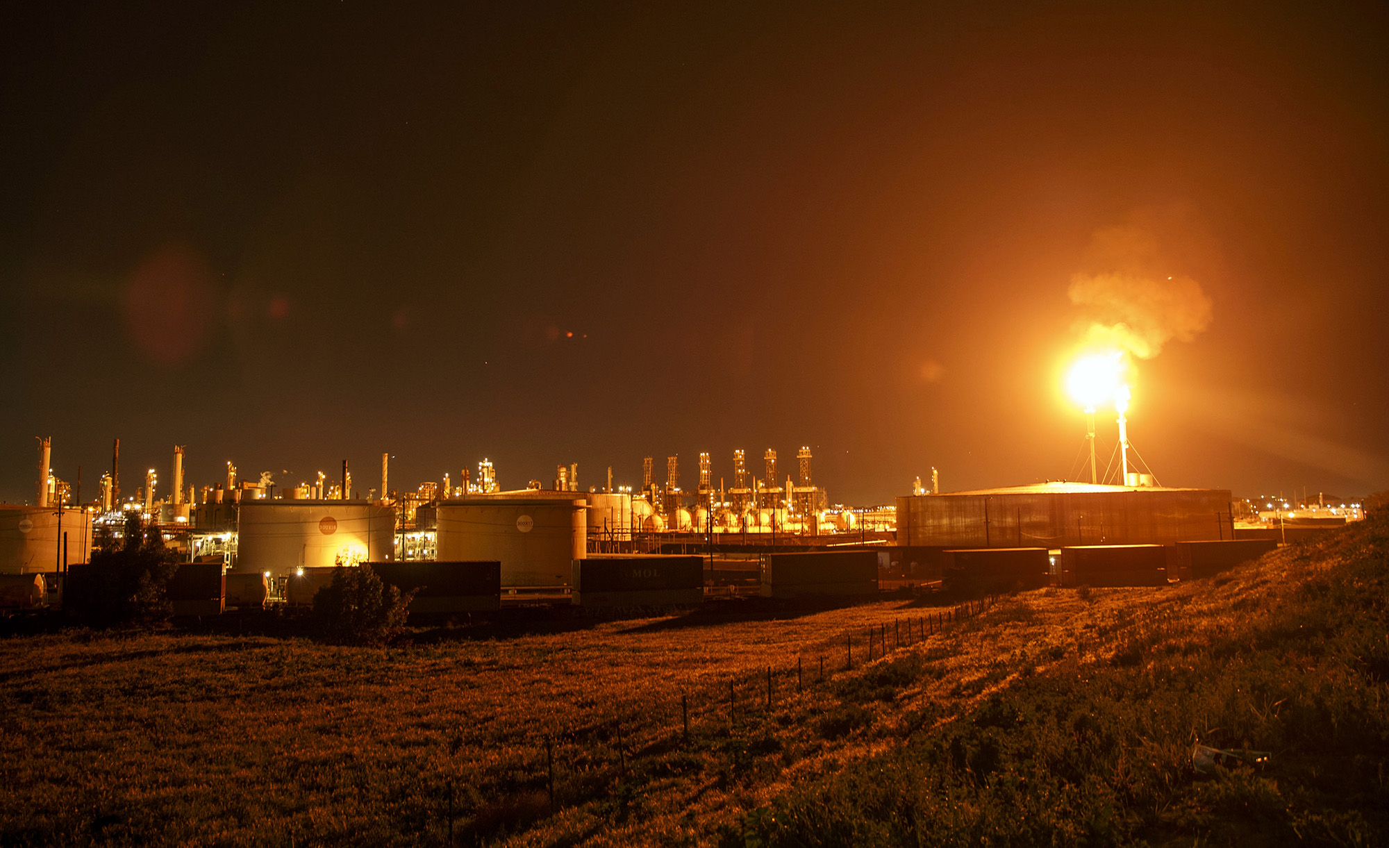 Flaring Flare oil gas