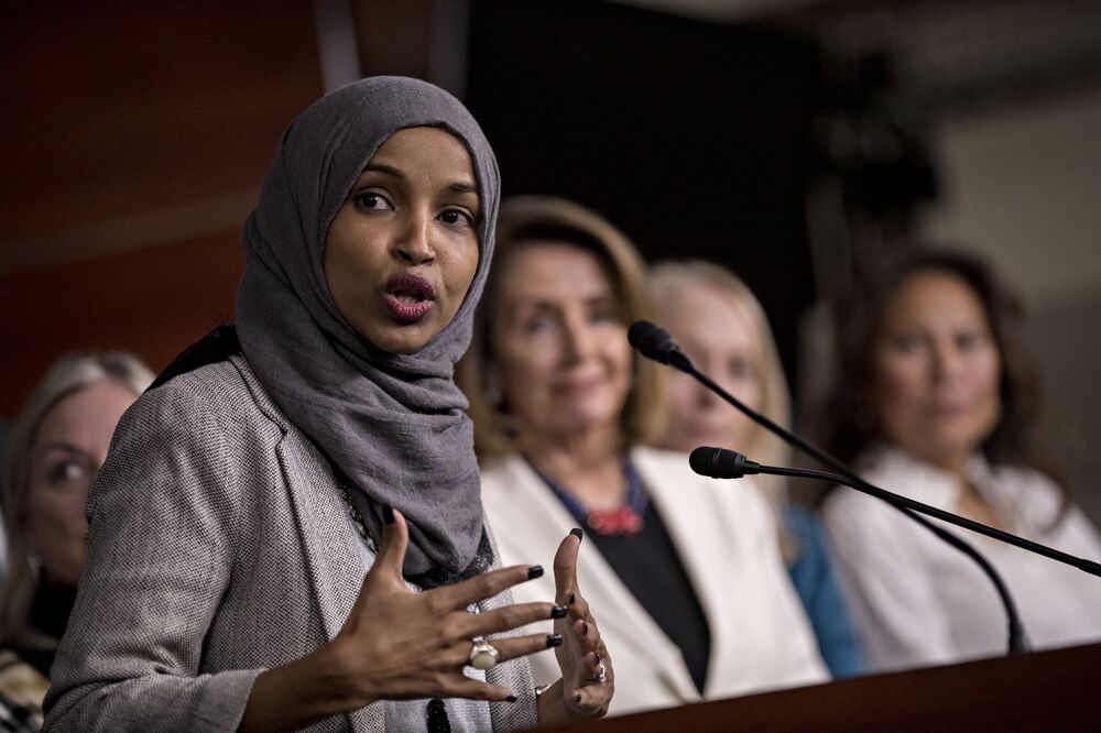 Ilhan Omar Apologizes After Pelosi Blasts 'Anti-Semitic Tropes' - Bloomberg