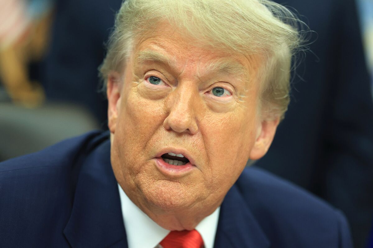 Trump: Không dự định gia hạn thời hạn thuế quan ngày 9 tháng 7