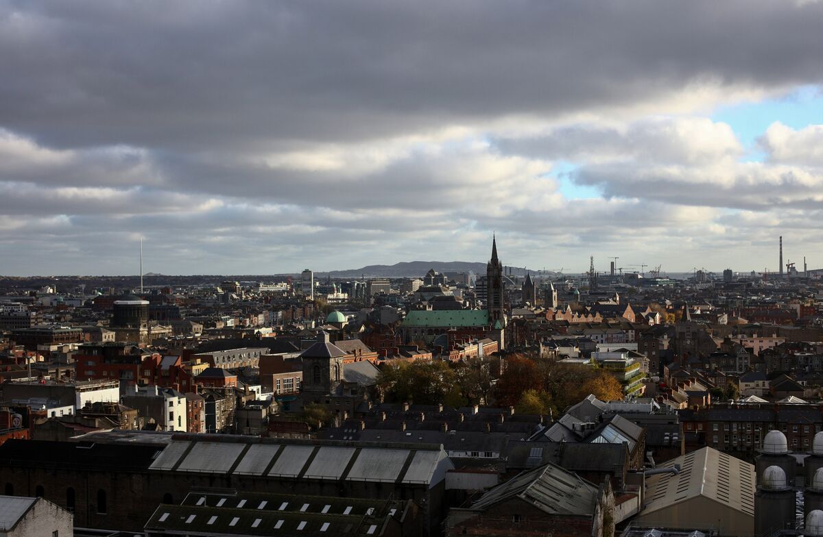 
                            Avia Solutions Reaches Out to Bondholders After Debt Selloff