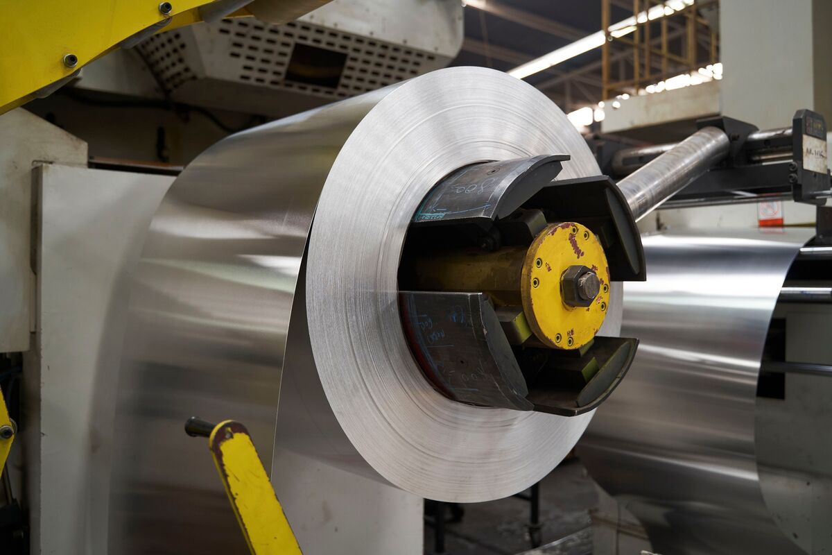 Aluminerie Alouette Plans $1.5B Quebec Modernization With Hydro-Québec Deal