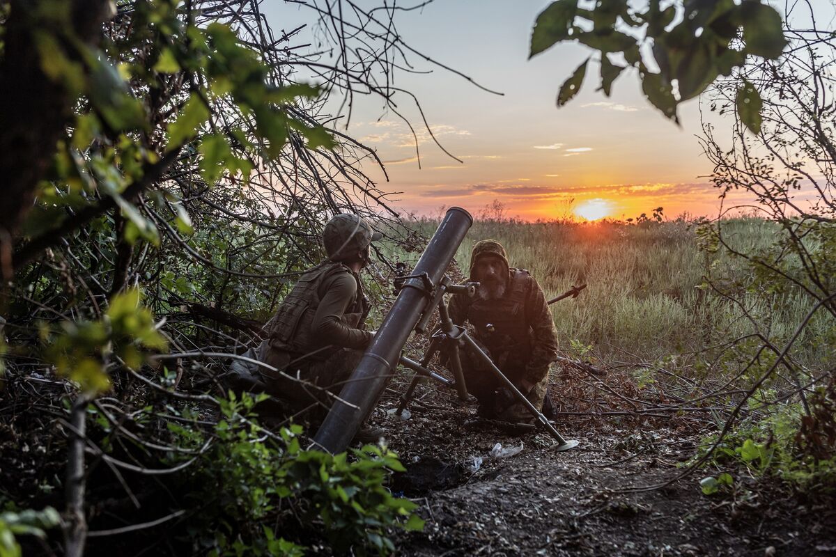 Ukrainian Forces Advance in Southern Region as Russia Shoots Down Drone