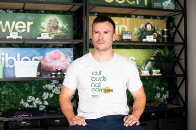 relates to ｢雇用も解雇も低水準｣、米労働市場に漂う閉塞感－低失業率でも就職難