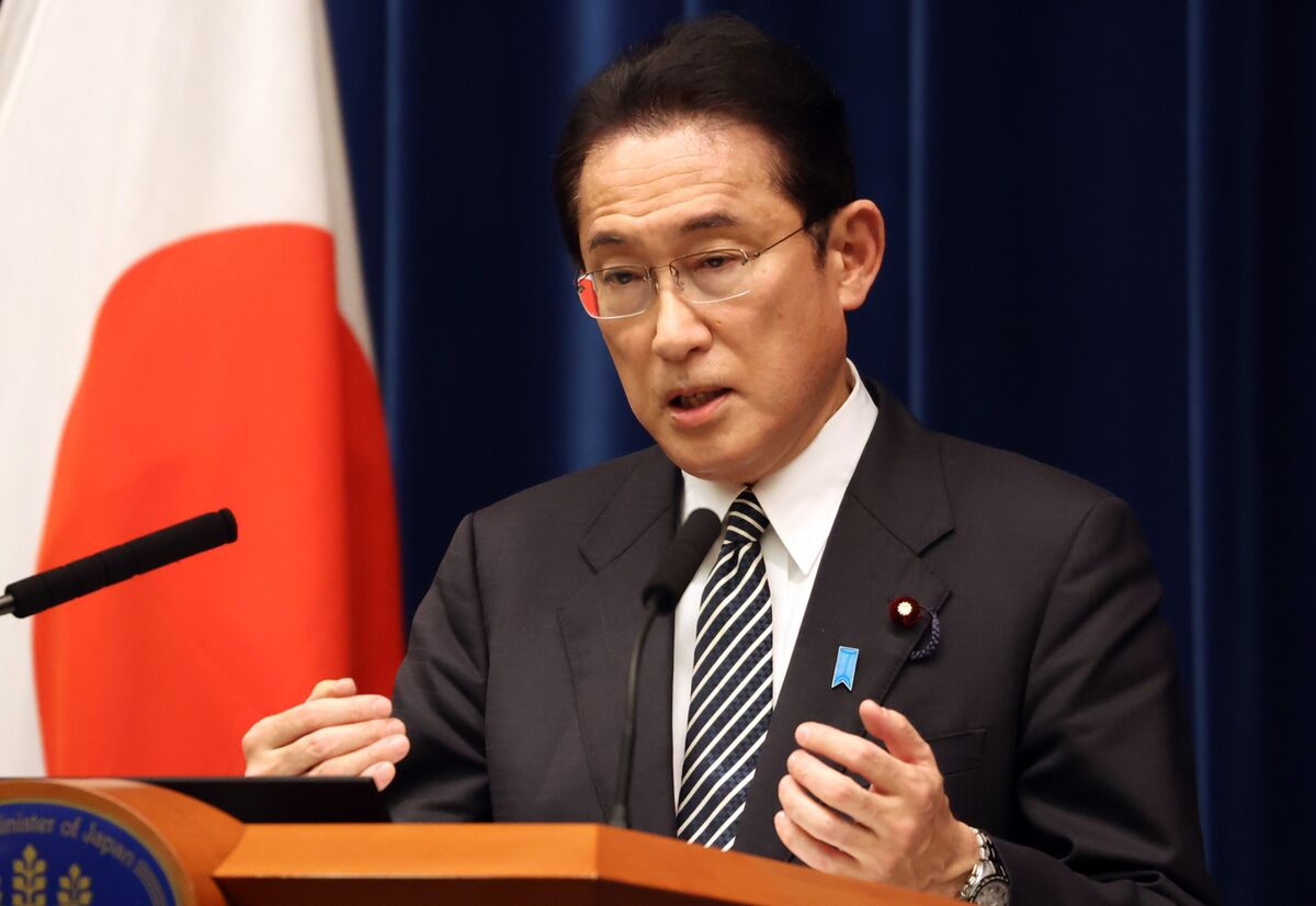 ブルームバーグのニュース記事「｢慎重な上にも慎重｣なコロナ対策、支持下支え－岸田首相が会見へ」の画像