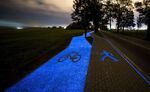 relates to Poland Tests a Self-Sufficient, Glow-in-the-Dark Bike Path