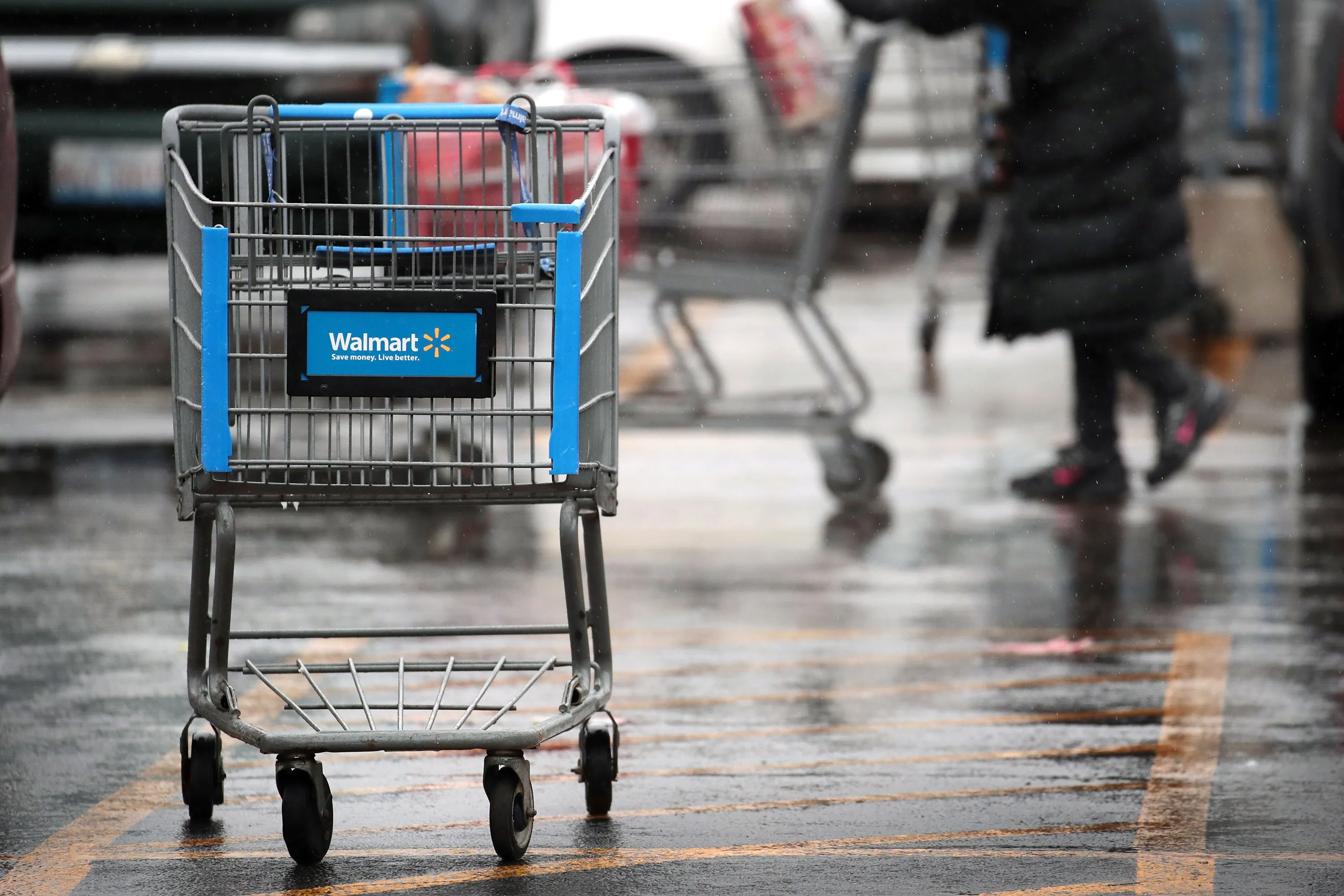 A shopping cart outside a Walmart store in Chicago, Illinois.&nbsp;