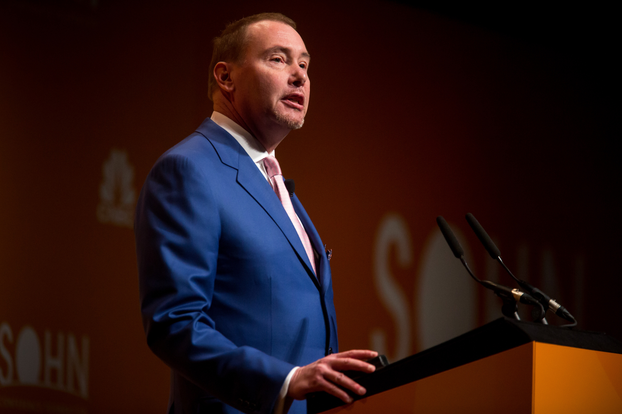 Gundlach Returns To Twitter After Suspicious Activity Ruled Out - Bloomberg