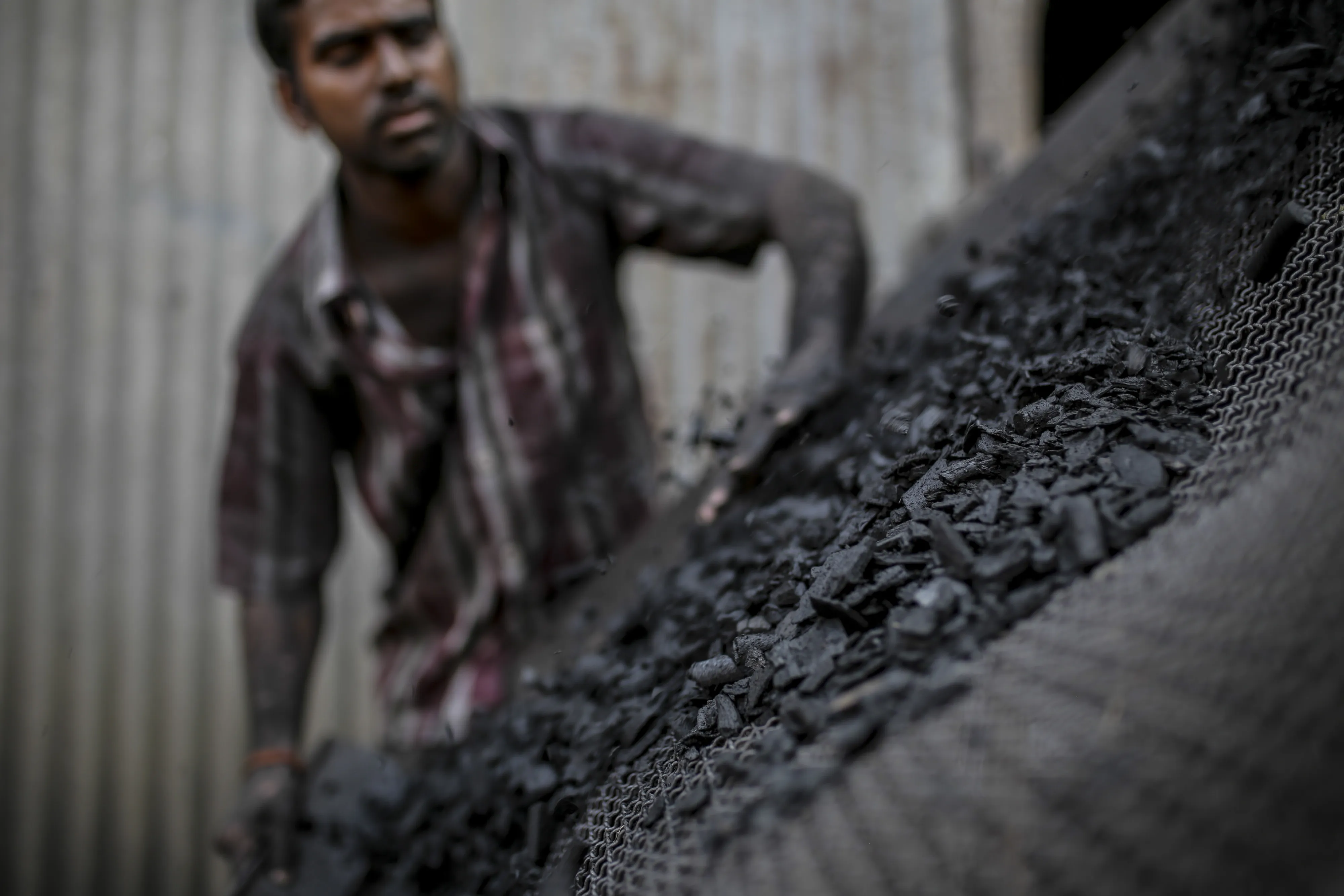 A coal wholesale market in Mumbai, India, in 2018.