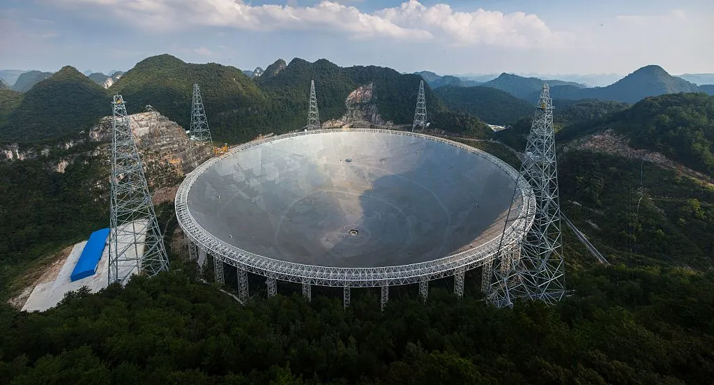 Chinese astronomers, phone home.
