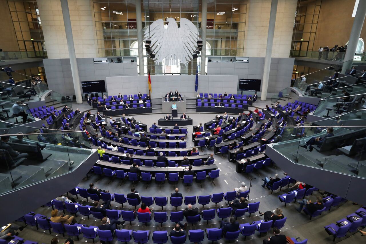 Covid Europe Travel Rules Merkel Urges EU to Coordinate on Rules Amid