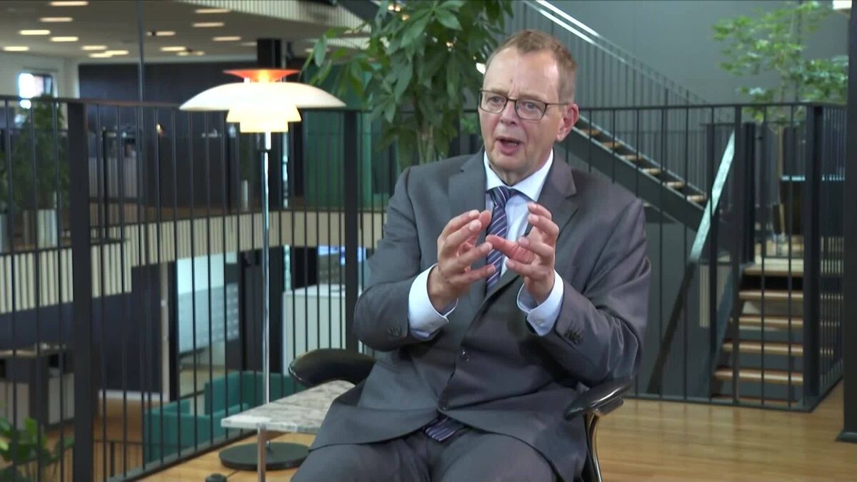 Danish Central Bank Governor on Benefits of Joining Euro