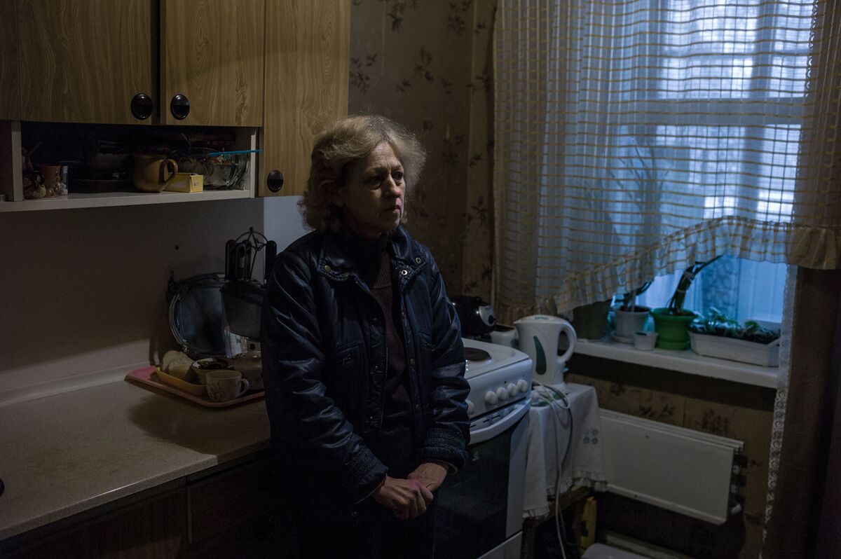 Ukraine Is Fighting Its Own Cold War Bloomberg Her Apartment On The Second Floor Has Almost No Heat So This Retired Engineer To Wear A Winter Jacket Keep Warm