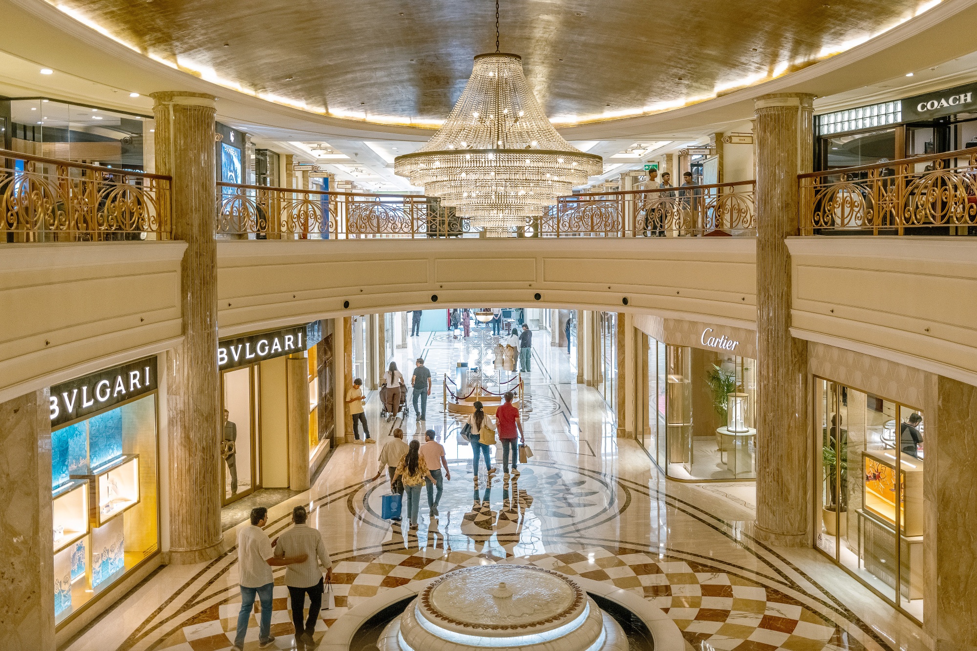 Town Center at Boca Raton welcomes Cartier back, six new retail stores
