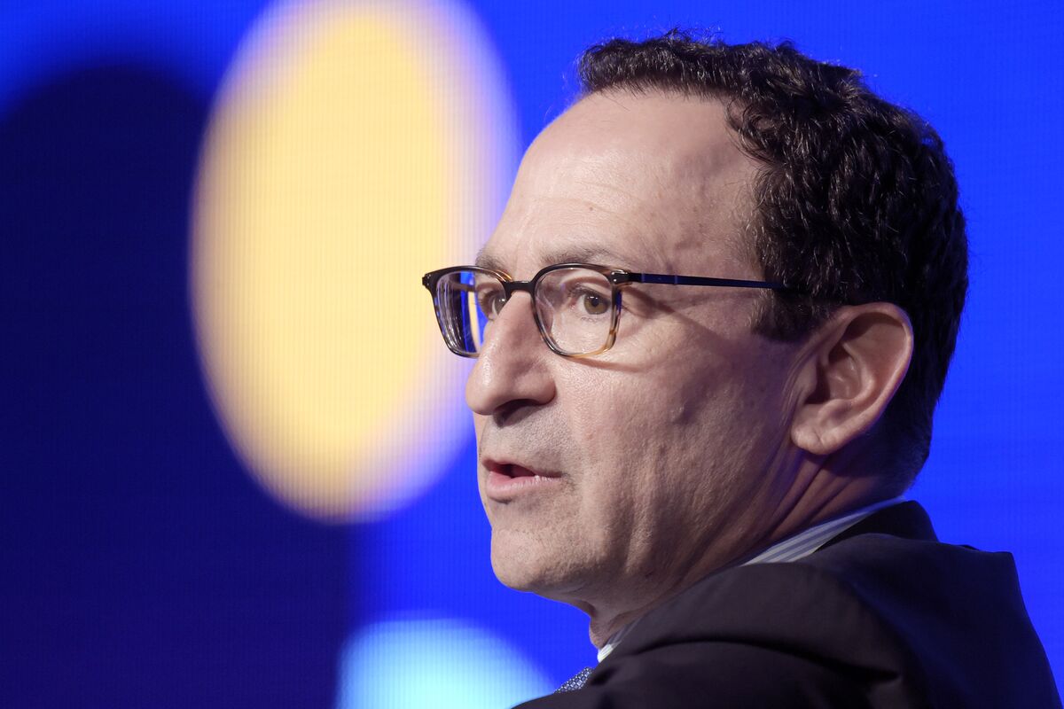 Blackstone President Jon Gray Bets Big on AI Boom