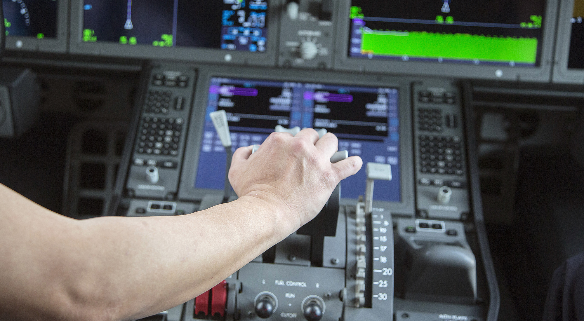 Cockpit Jumpseating: The Best Seat in the House - Aviation News