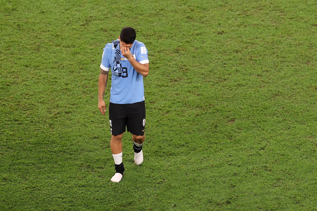 Qatar World Cup Uruguay Beats Ghana 2 0 But Both Teams Out Bloomberg   1200x800 