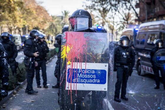 Barcelona Clashes Are Flashpoint in Detente With Separatists