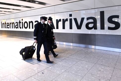 1469594414_heathrow arrival