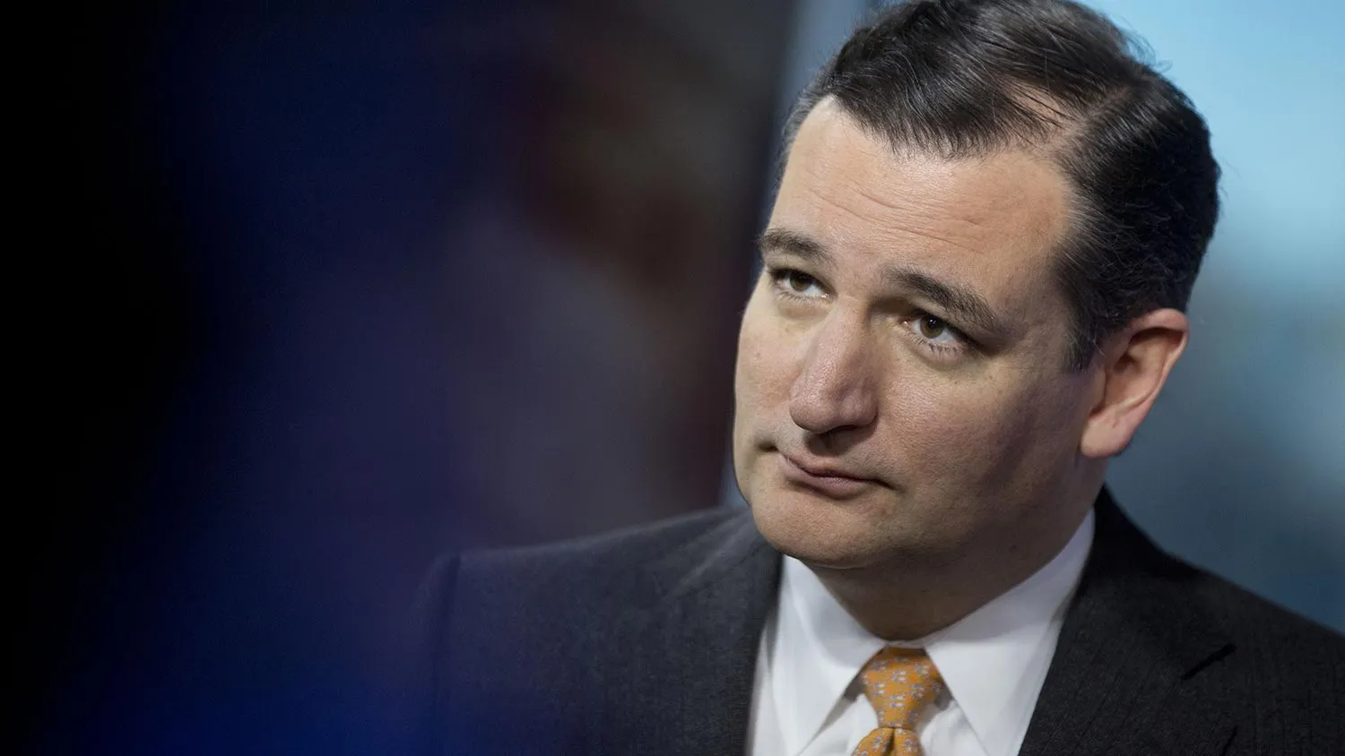 Senator Ted Cruz, a Republican from Texas, has a conversation following a Bloomberg Television interview in Washington, D.C., U.S., on Thursday, Jan. 30, 2014.
