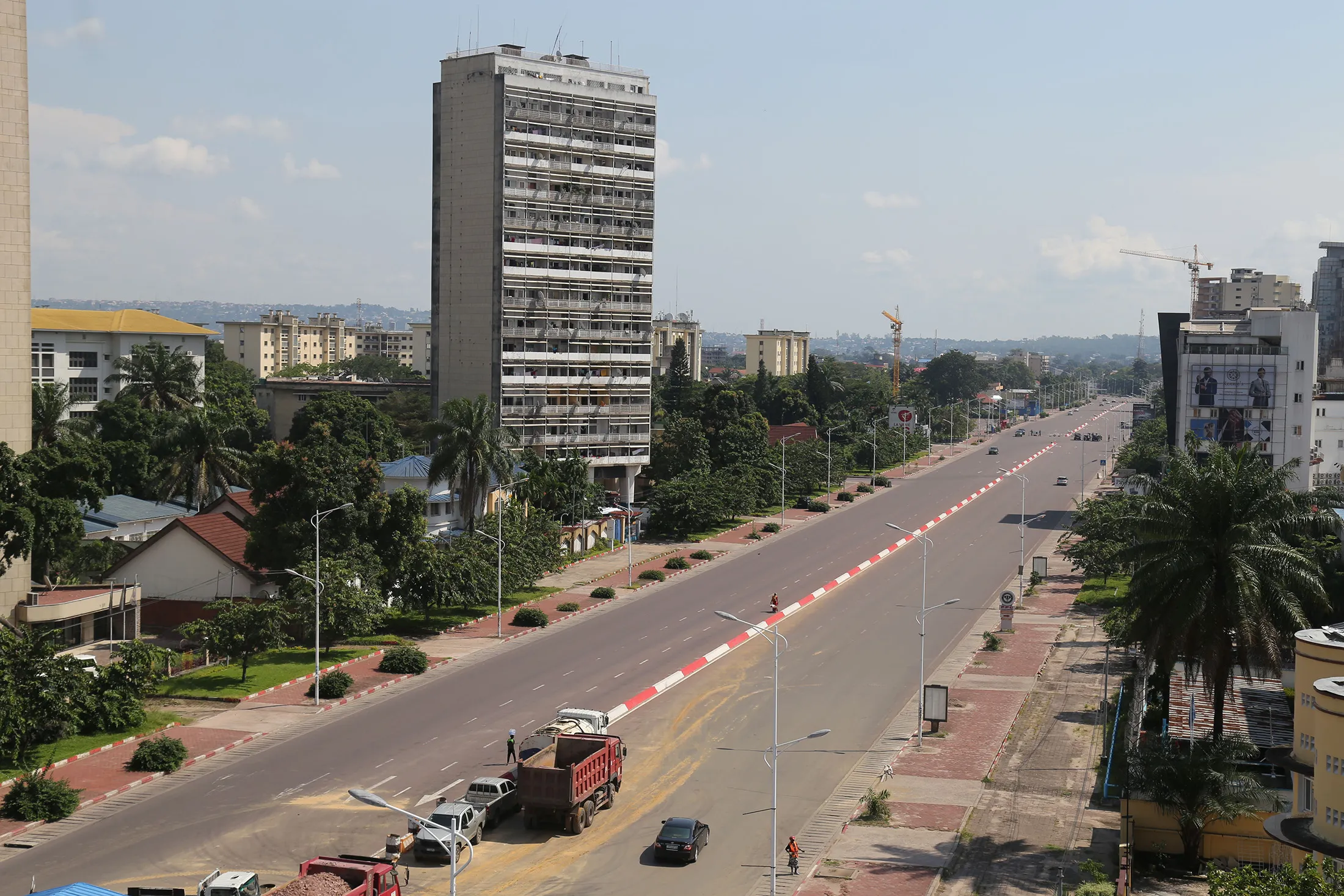 A completely deserted Boulevard du 30-Juin&nbsp;in Kinshasa, Democratic Republic of Congo, on April 25.