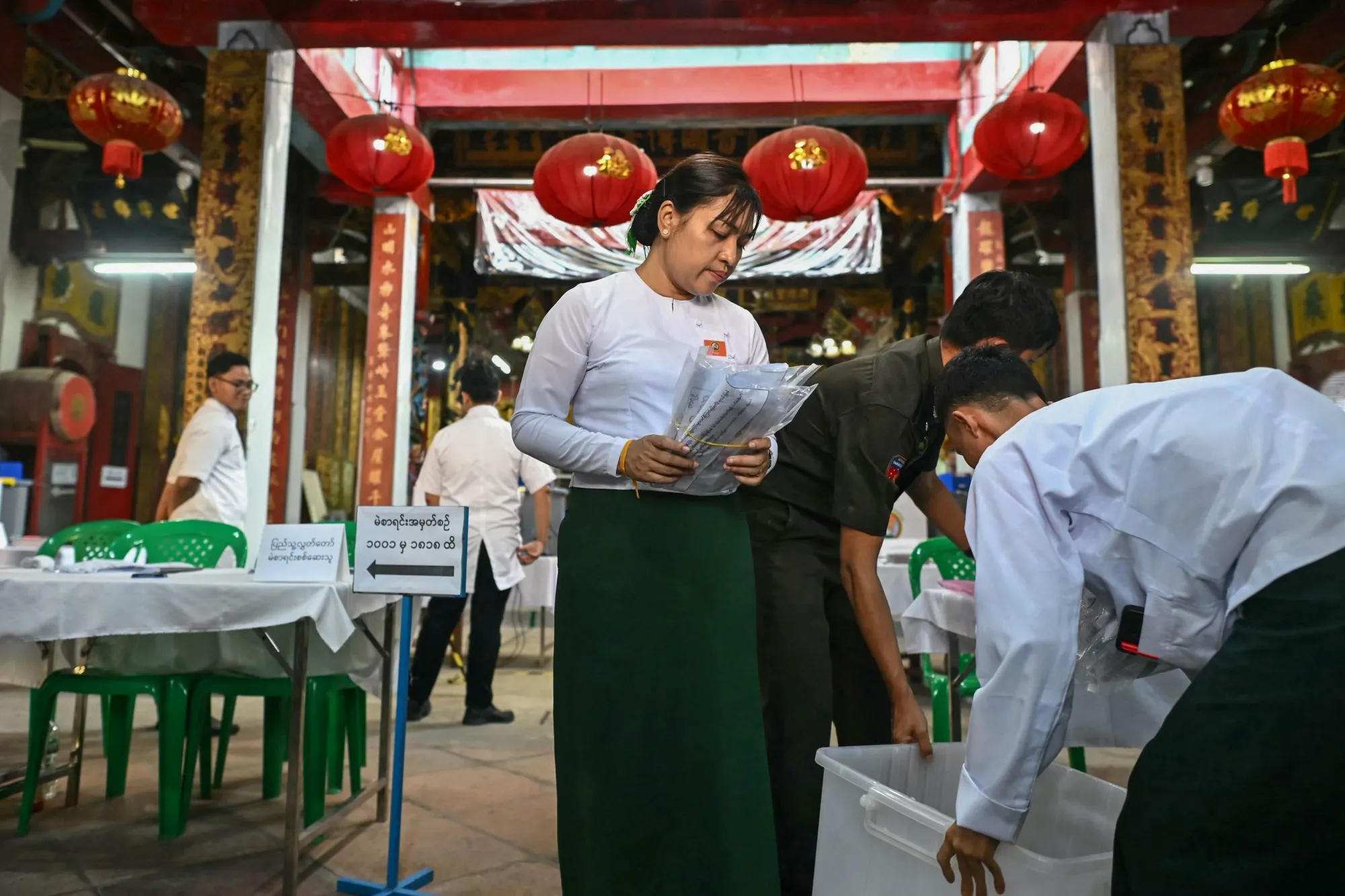 Members of the Union Election commission&nbsp;prepare to count ballots&nbsp;during the second phase of Myanmar’s general election in Yangon on Jan.&nbsp;11.