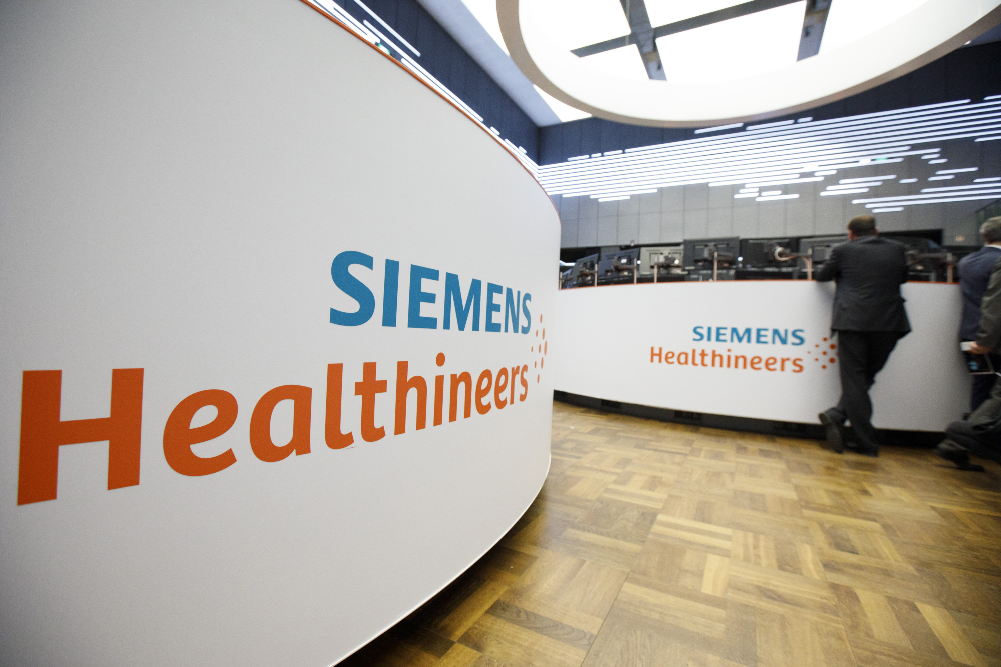 Siemens Healthineers, CDC To Develop Covid Antibody Standard - Bloomberg