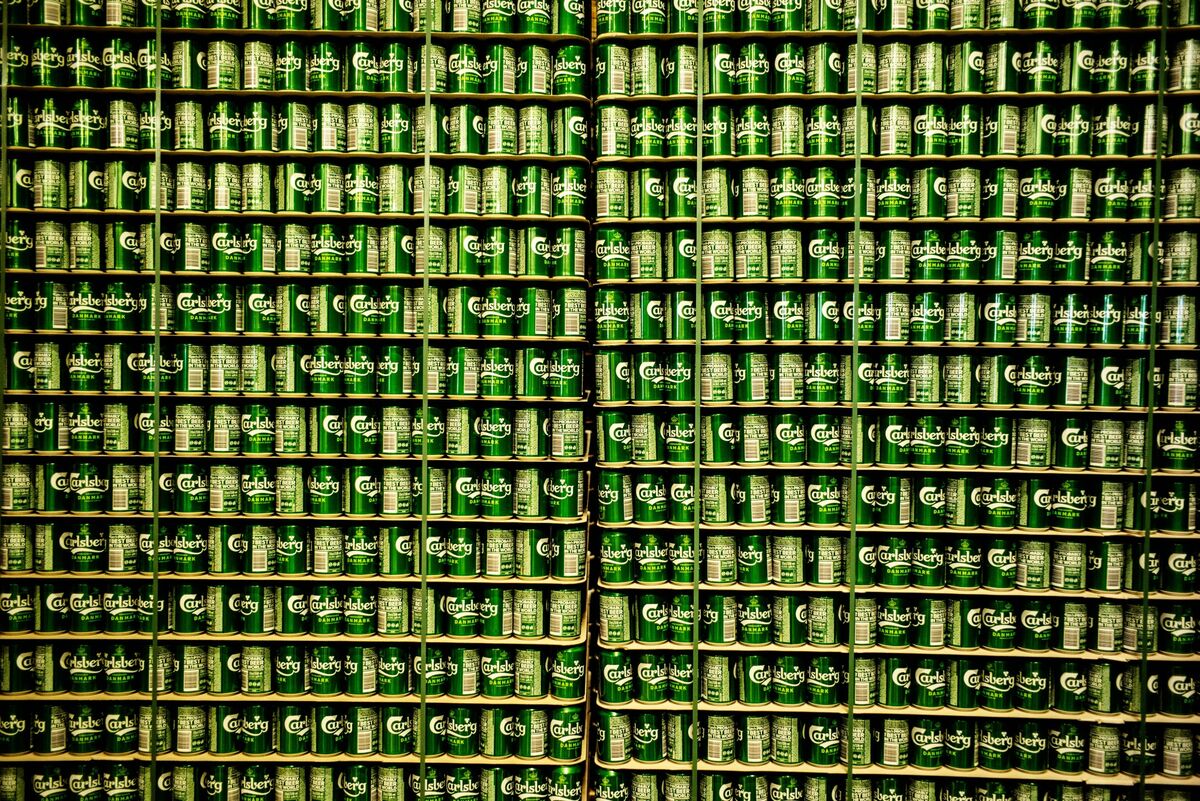 Tradition kontroversiel fest Carlsberg Forecasts Lower Beer Consumption on Lockdowns - Bloomberg