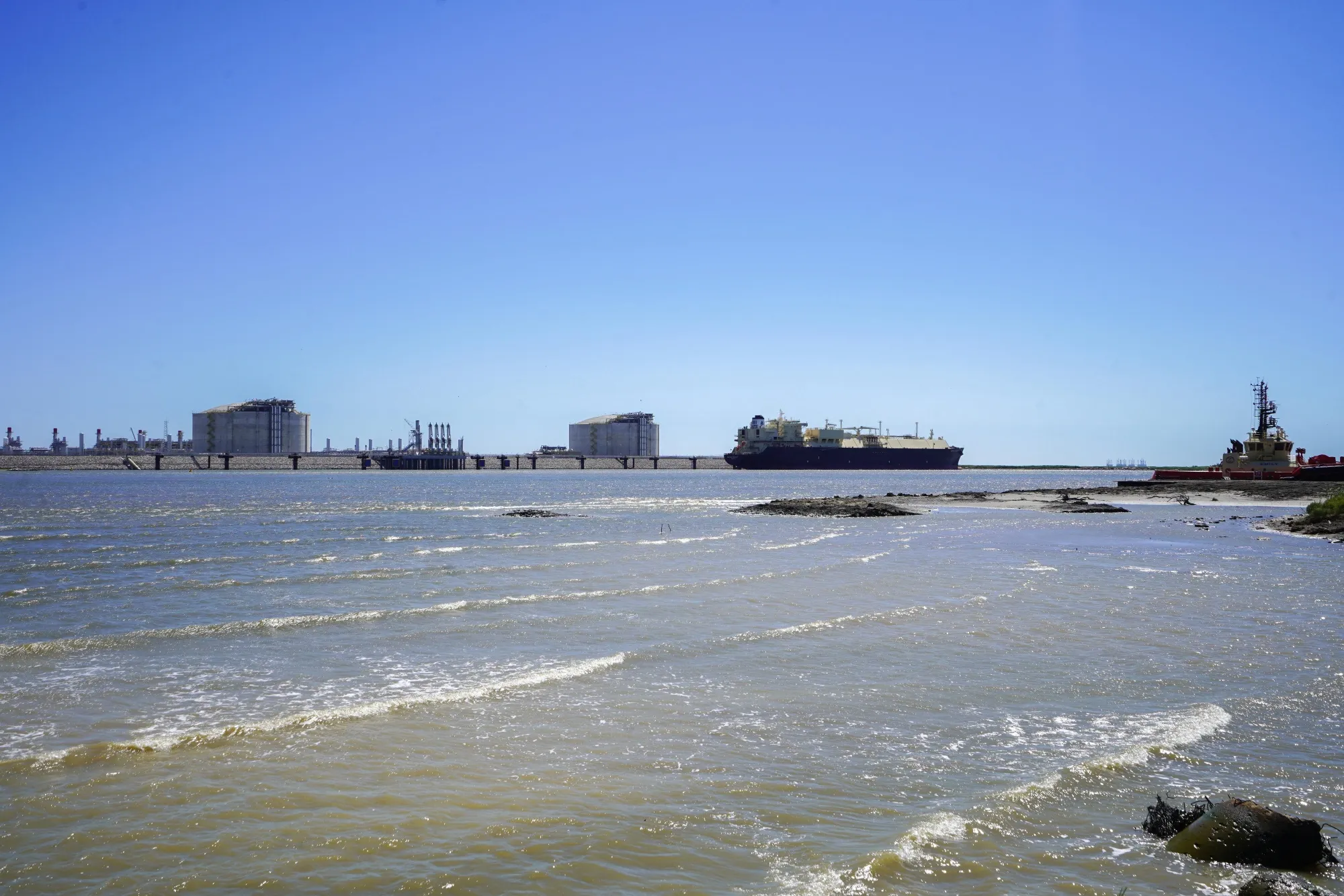 An LNG carrier&nbsp;at the Venture Global Calcasieu Pass LNG export terminal in Cameron, Louisiana.