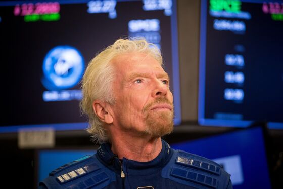 Branson Weighs Paring Virgin Galactic Stake to Aid Ailing Empire