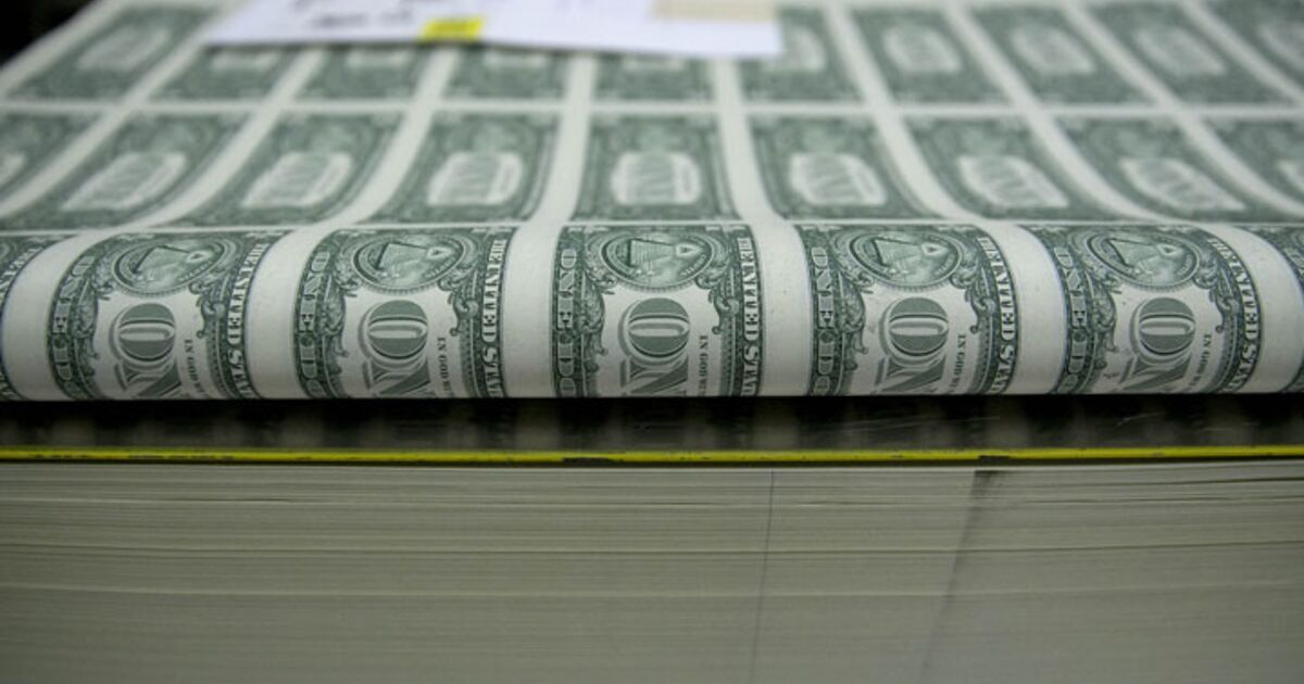 U S Dollar Slumps On Waning Fed Rate Hike Expectations U S Dollar Slumps On Waning Fed Rate Hike Expectations
